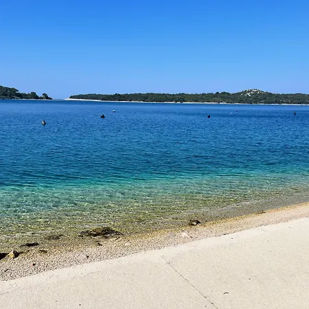 Bocca Falsa & Boat Mooring Villa